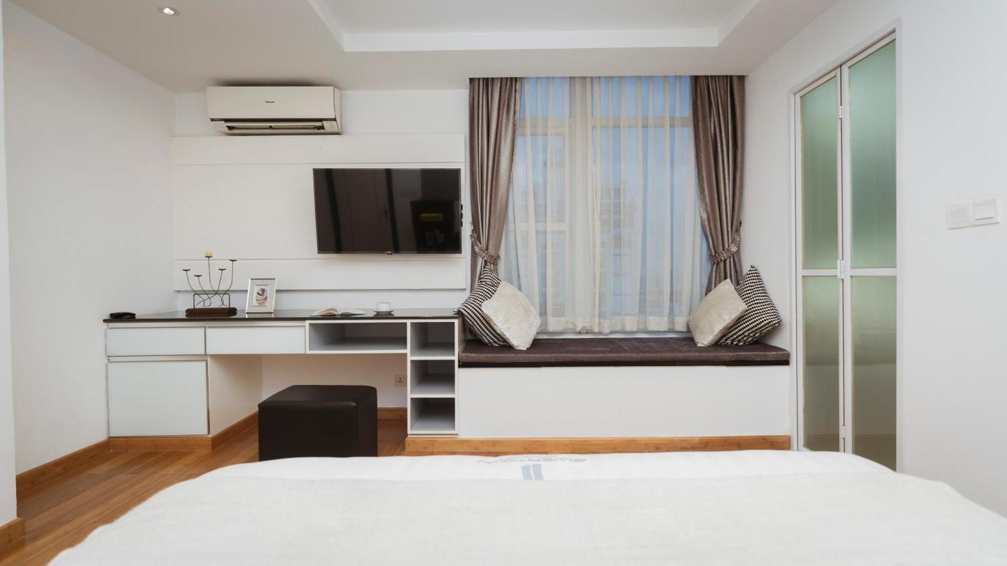 นากี สวีท แอท ซิลเวอร์ทาวน์ Hotel พนมเปญ ภายนอก รูปภาพ